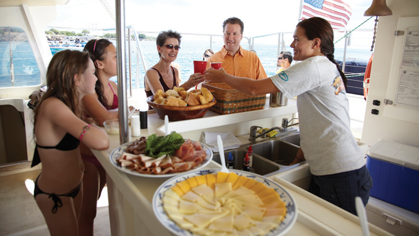 Product Catamaran Dolphin Watching, Snorkel, &amp; Lunch