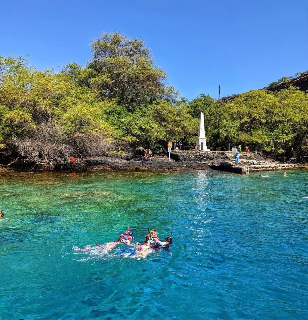 Product Dolphin Watch &amp; Kealakekua Bay Snorkel