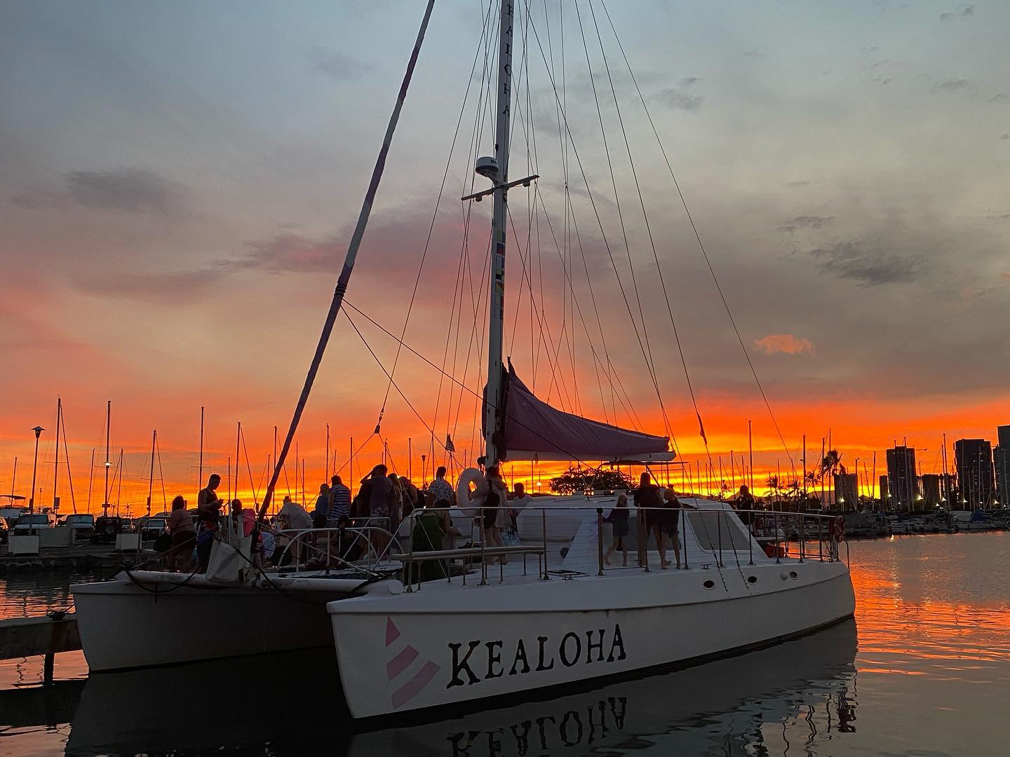 Product Waikiki Sunset Dinner Cruise