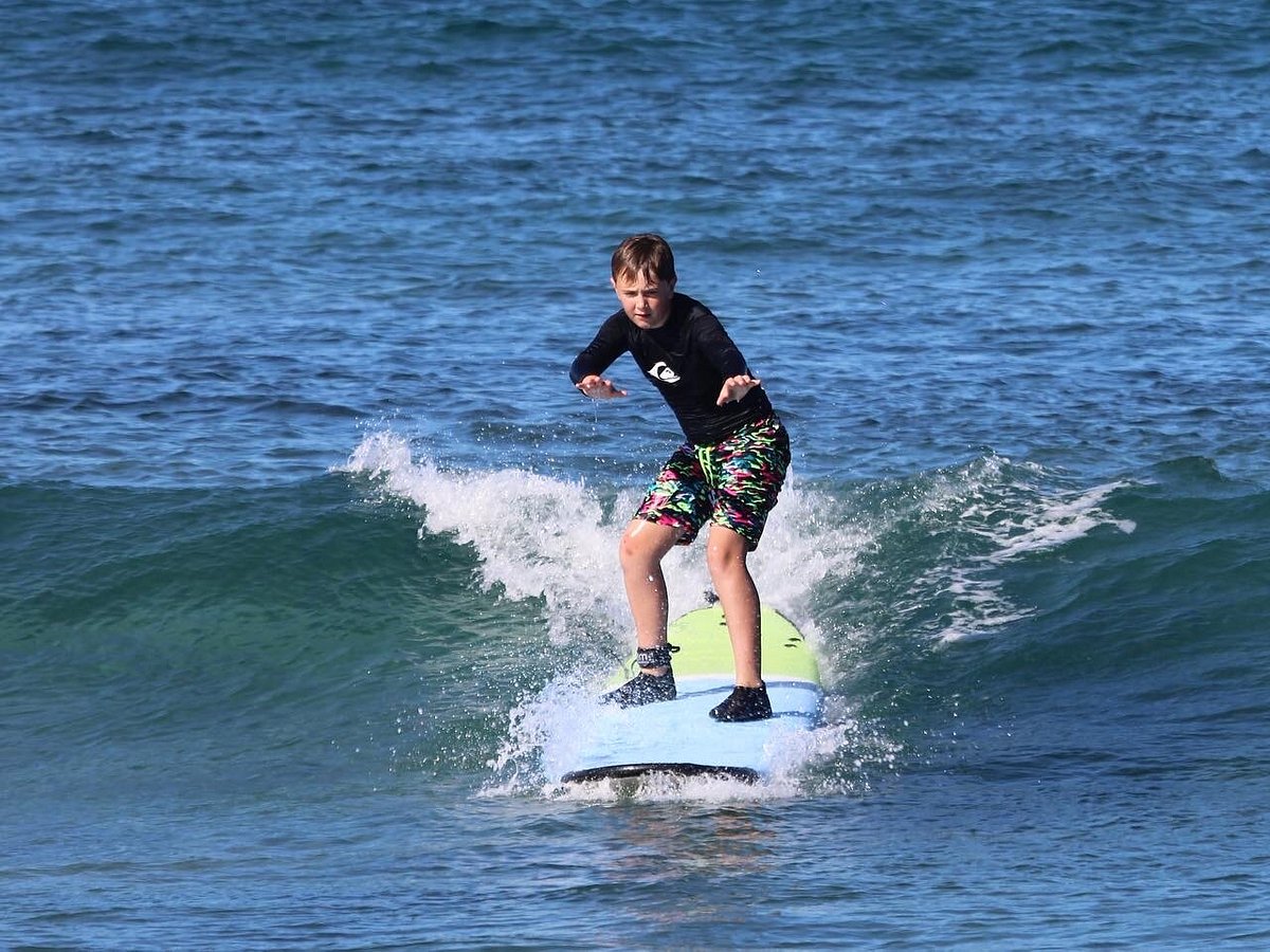 Product Ka'anapali Private Surf Lesson